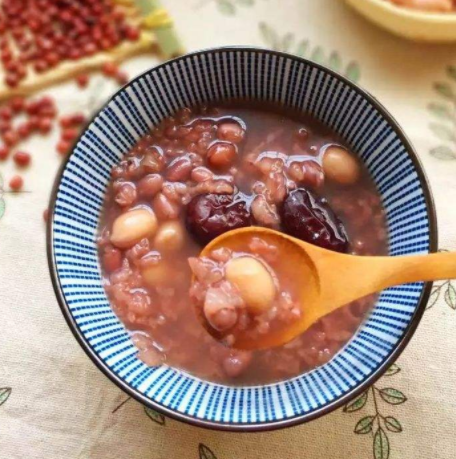 红豆煮粥最佳搭配 喝红豆粥的禁忌人群
