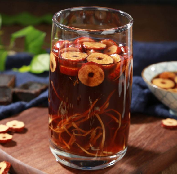 夏天最适合喝的姜枣茶竟是排湿养血之王？