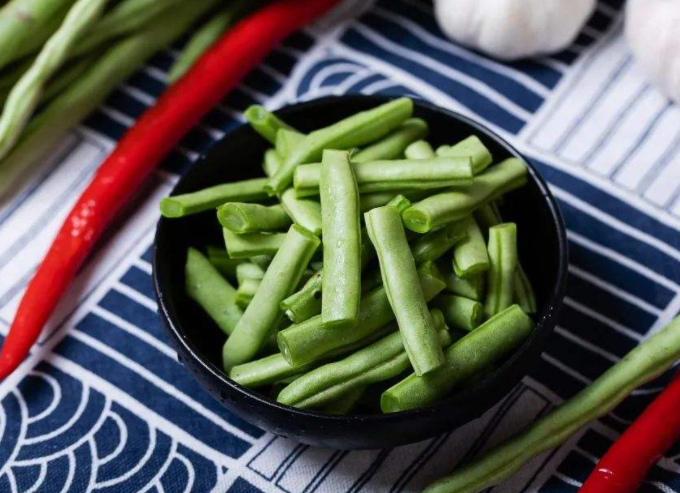 这些蔬菜没煮熟千万别吃，有毒素！！！