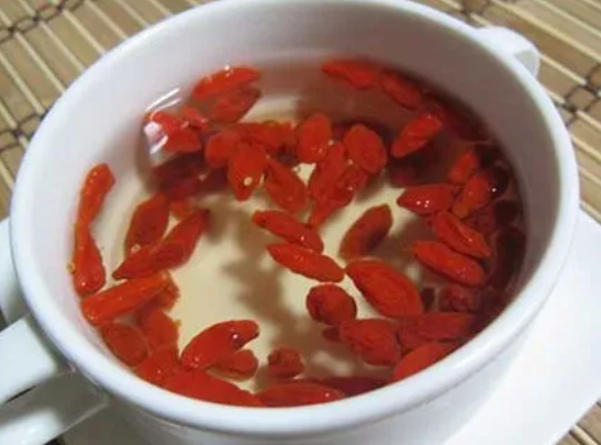 八款养肝明目药膳药茶