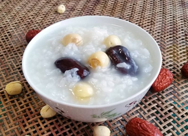 小儿缺铁性贫血药膳疗法