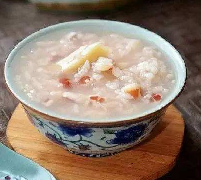 4种药粥助你抗疲劳