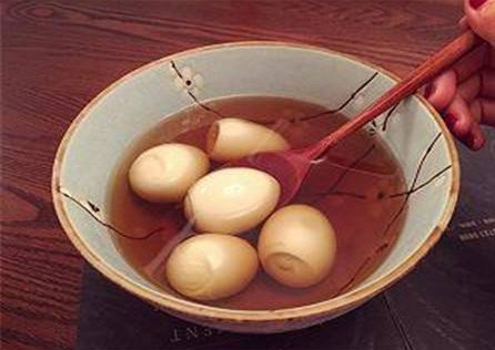 伴随月经周期小腹疼痛吃什么药膳