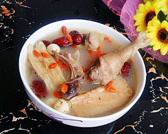 贫血药膳方四则