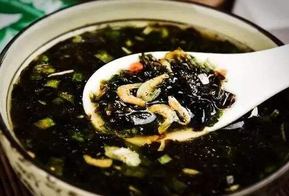 营养丰富 紫菜汤食疗功效多