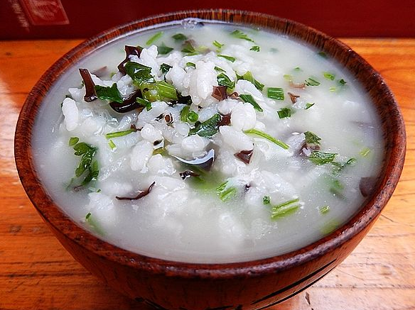 中医药膳治疗脱发食疗方