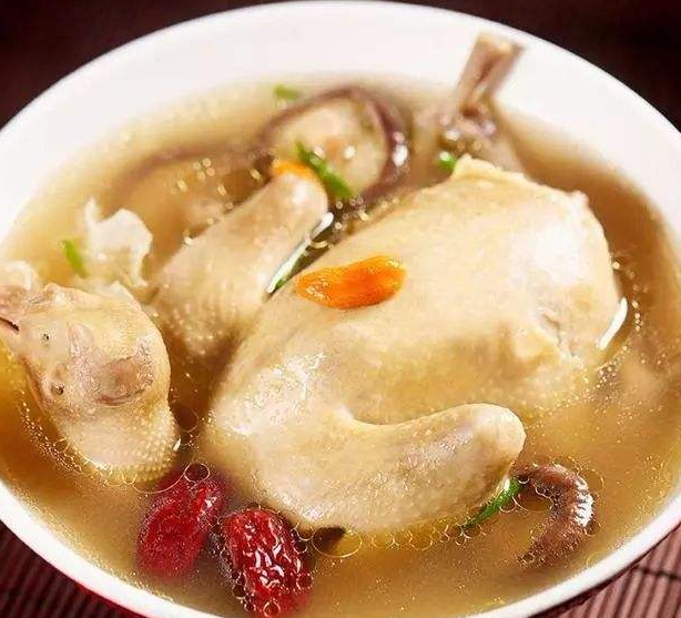 乳鸽汤营养价值