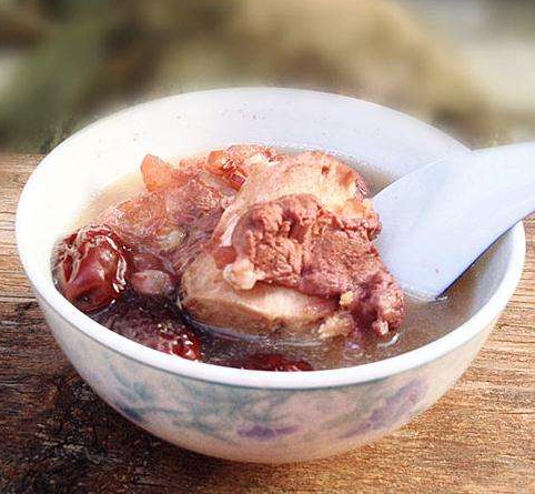 血虚吃什么 4款药膳秘方还你血虚