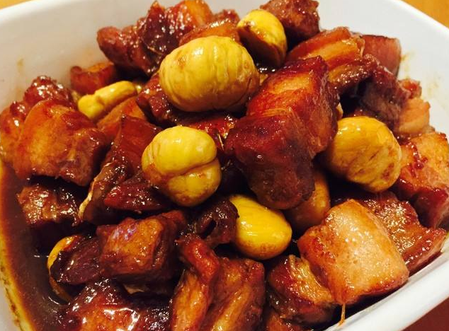 冬天吃黑色食物补肾气，板栗补肾健脾