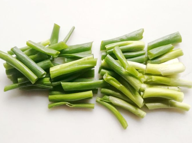中医食疗养生 养肝莫忘补肾虚
