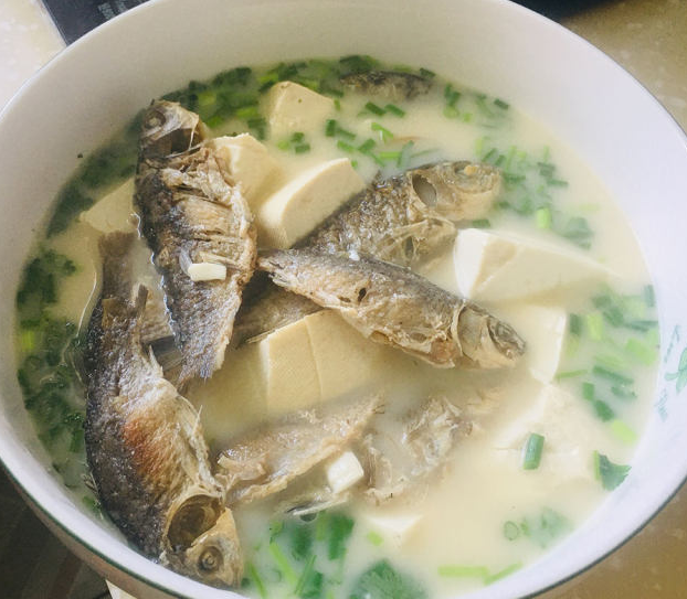 流鼻血怎么办?孩子流鼻血中医食疗有妙招