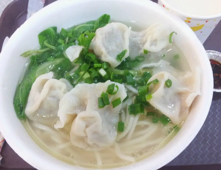 饺子面怎么和好吃不破皮 饺子面用热水还是冷水