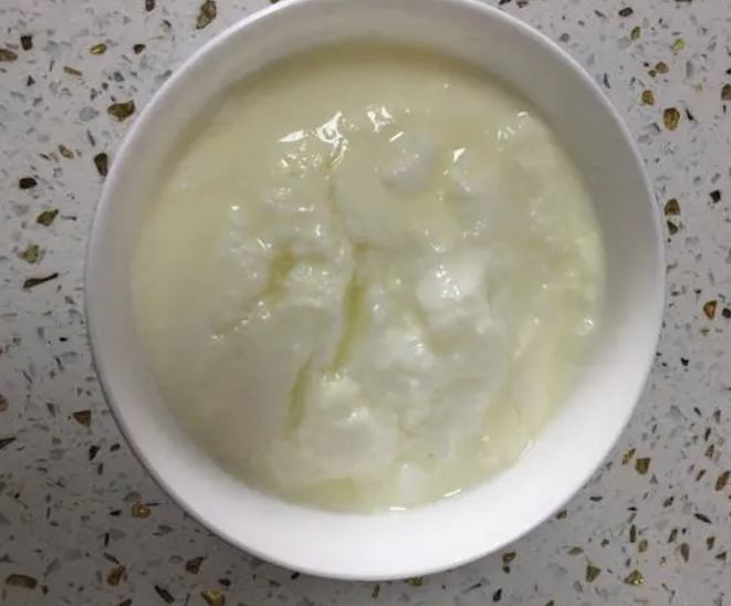 喝了变质酸奶怎么补救 喝了变质酸奶多久有反应
