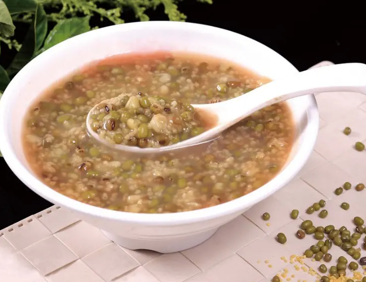 绿豆汤能放蜂蜜吗 绿豆汤加蜂蜜的功效
