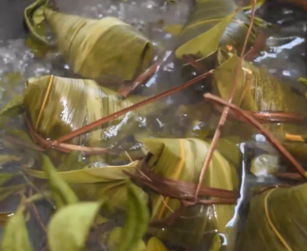 煮粽子需要多长时间熟 煮粽子用冷水还是热水
