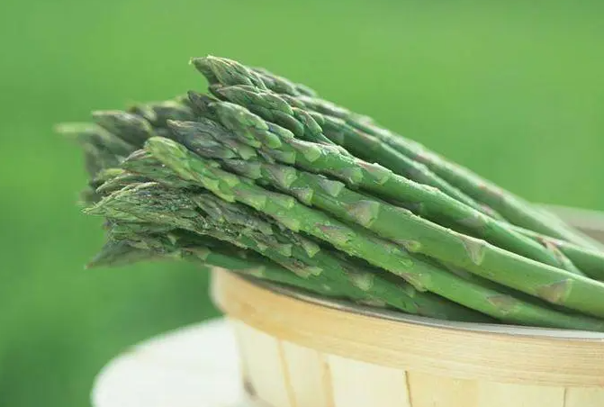 芦笋怎么处理要削皮吗 芦笋怎么去皮