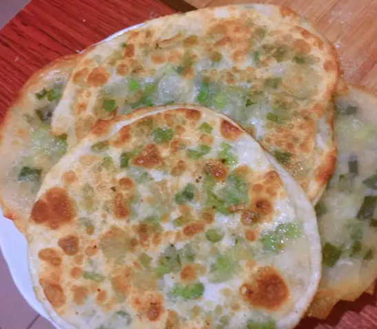 剩下的饺子皮怎么做好吃 剩饺子皮的花样吃法