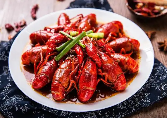 麻辣小龙虾配什么副菜 麻辣小龙虾怎么做