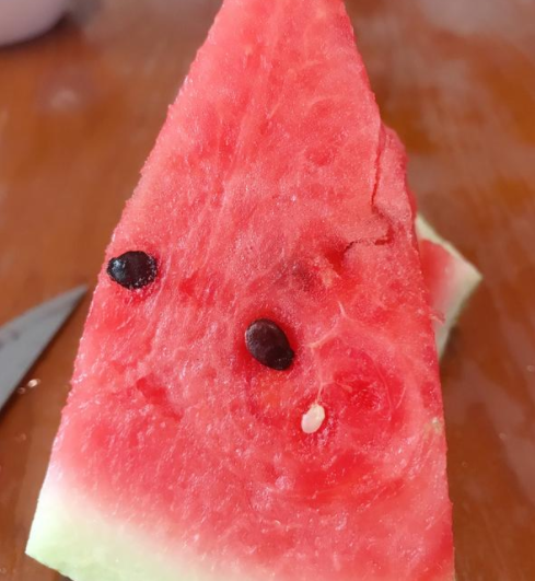 西瓜可以和桃子同食吗 西瓜不适合和什么一起吃