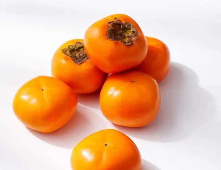 柿子怎么泡更甜更脆 柿子怎么催熟最快