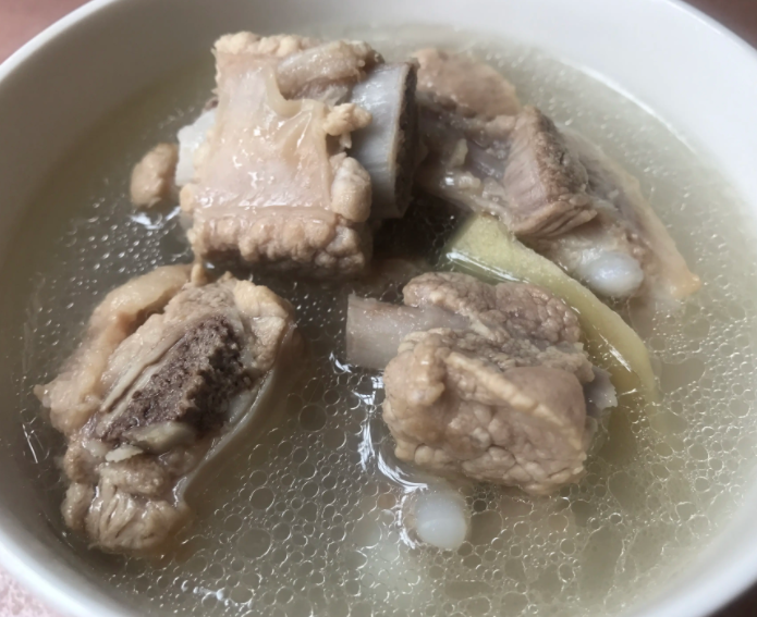 排骨汤加什么最有营养 排骨汤适合炖什么东西