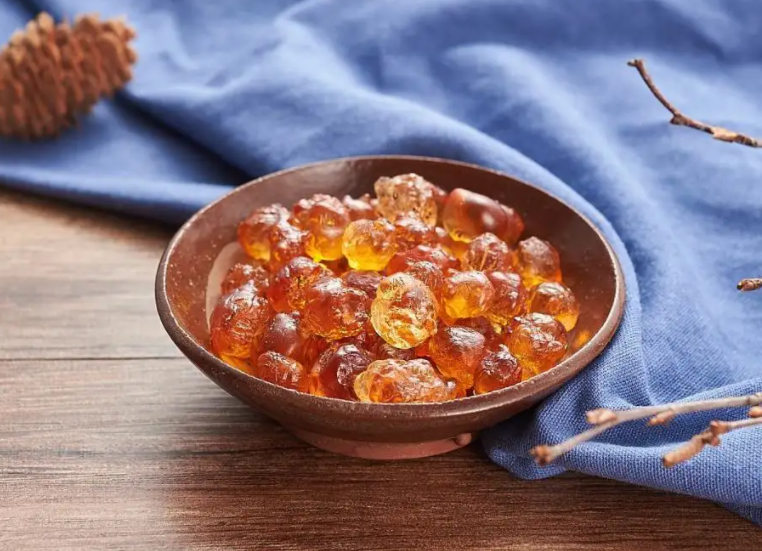 桃胶可以天天吃吗 天天吃桃胶对身体有副作用吗