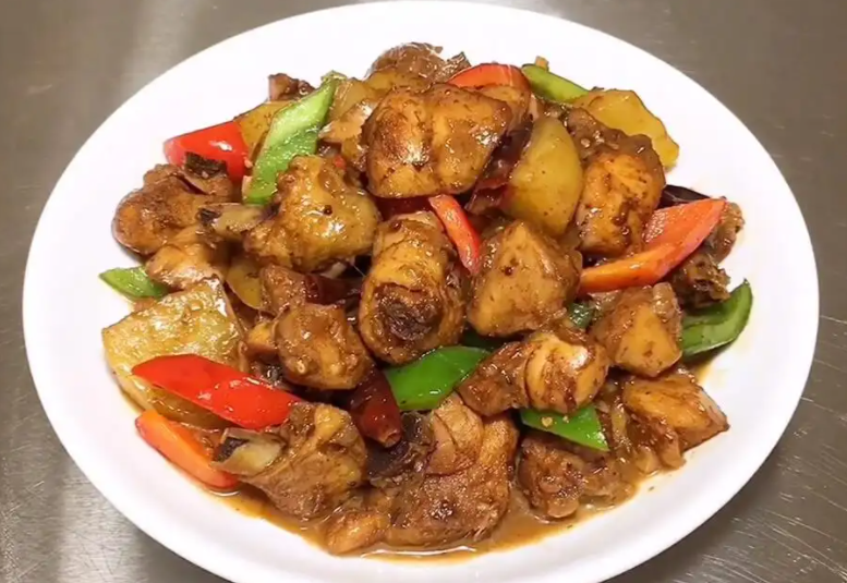 红烧鸡块要先焯水吗 鸡肉怎么烧好吃又嫩