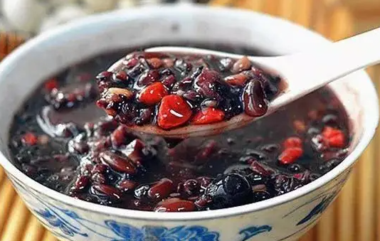 煮黑豆粥怎么快速煮烂 黑豆粥的做法有哪些