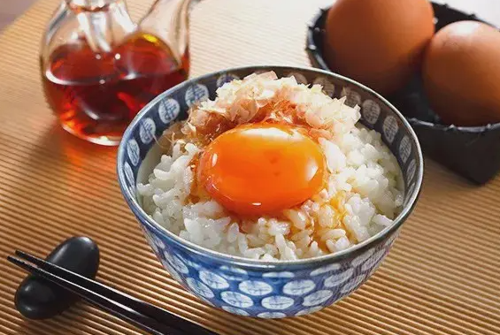 鸡蛋生吃可以吃吗 鸡蛋生吃有什么好处