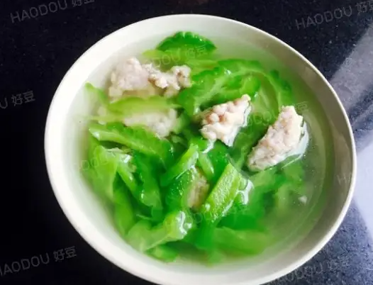 夏季补水食谱怎么做   吃美食拥有水润肌肤