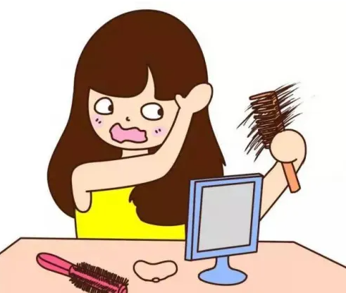 女性脱发一些常见的原因 女性脱发患者要注意