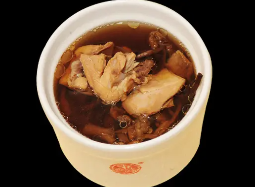 茶树菇炖鸡禁忌，茶树菇炖鸡汤的功效