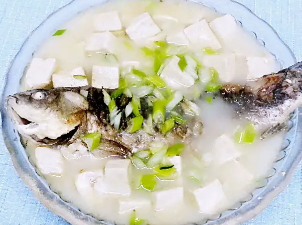 祛痘小妙招 三款食疗方助你养颜祛痘