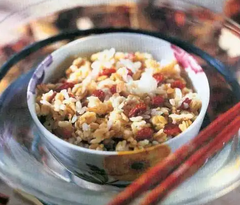 祛痘温肾有妙招 饮食来支招
