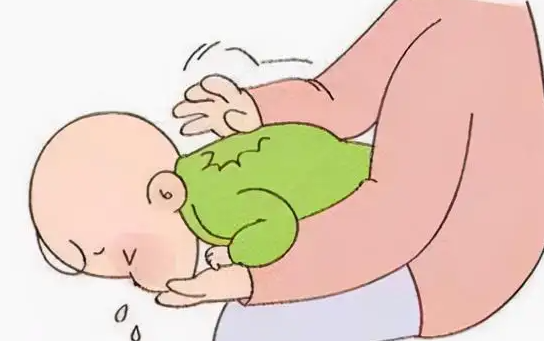 新生儿老吐奶怎么回事