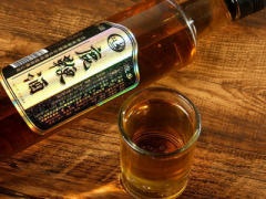 鹿鞭酒多少钱一瓶 鹿鞭酒适合什么人饮用