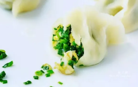 韭菜鸡蛋饺子馅的做法