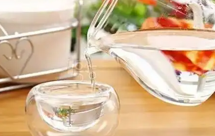 白醋洗脸能去痘印吗