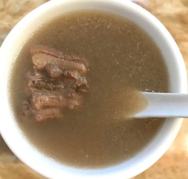 土茯苓煲鸡的营养价值