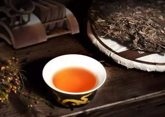 茶叶水为什么能够起到祛痘印的效果