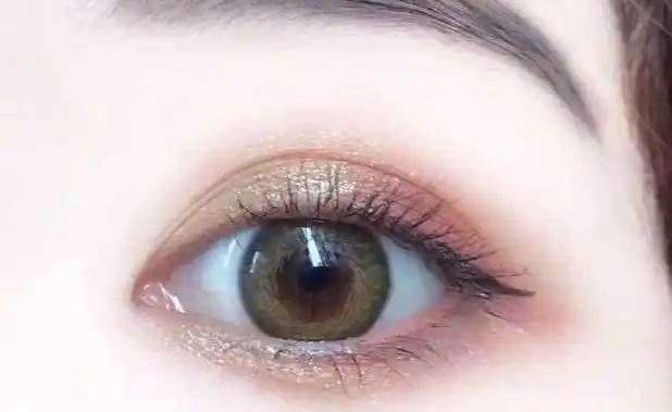 化眼妆需要注意哪些事项