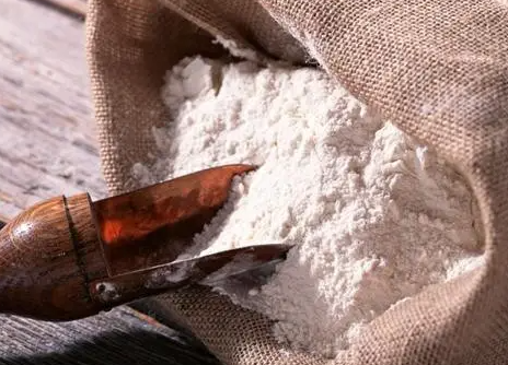 面粉面膜的制作与功效具体有哪些 面粉做面膜有什么好处