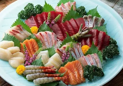 面部出现痤疮饮食要注意什么
