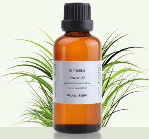 美容精油的6个用法发挥其最大功效 用于卸妆前保养皮肤