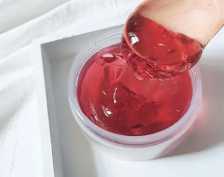 怎么自制红酒面膜敷出红润好肌肤 红酒补水保湿面膜