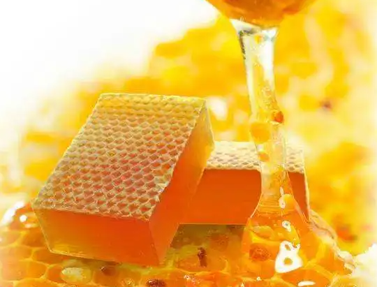 自制除皱面膜让肌肤重回光滑 橘子蜂蜜除皱面膜