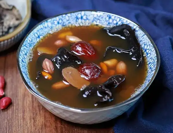 什么方法可以美白 呵护肌肤的美白食谱