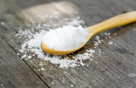 用盐洗脸的正确方法