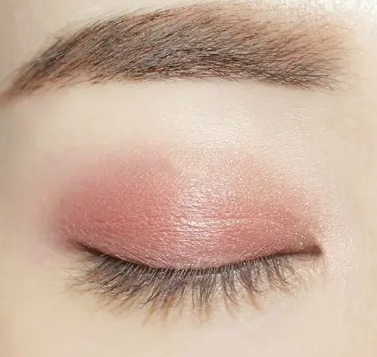 眼影到底该怎么画