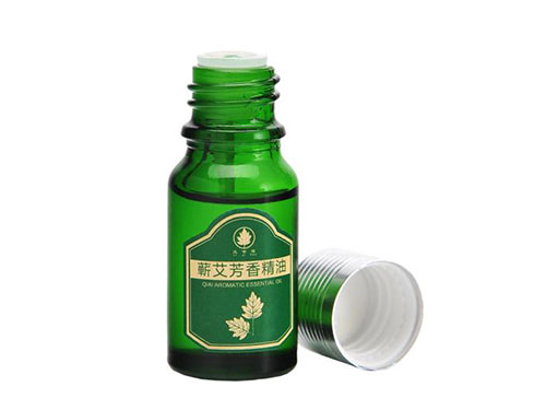 艾叶精油可以抹脸吗